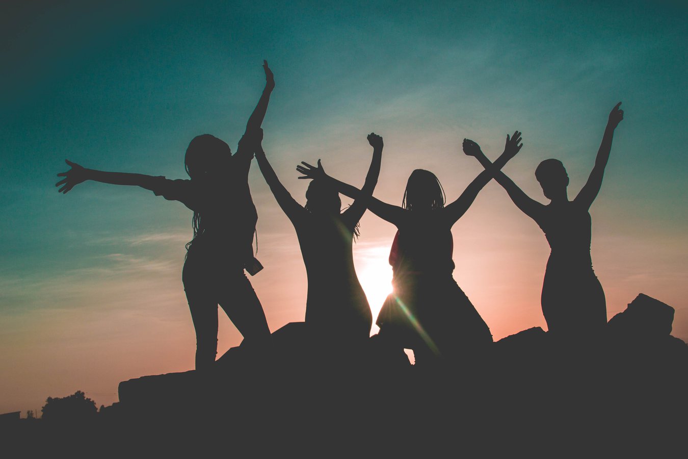 10 Women on Female Friendships and their Importance | GirlsBuzz